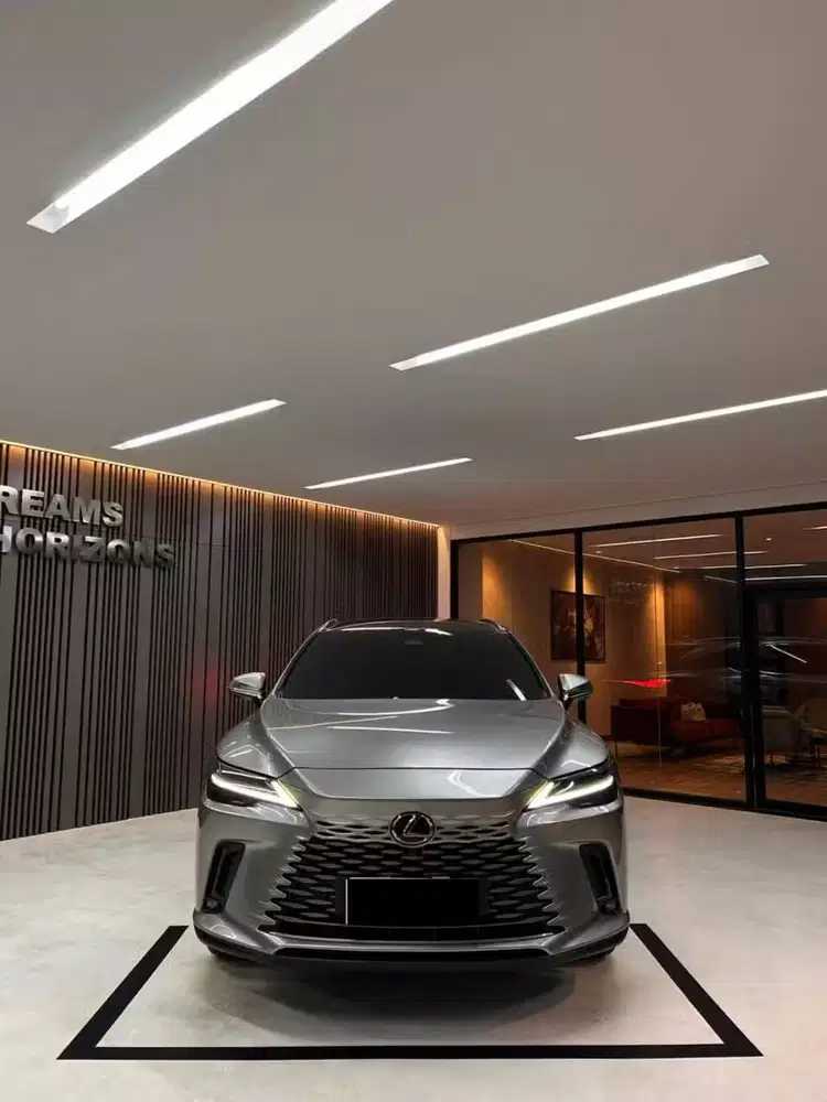 Lexus RX350h Hybrid 2023 Sonic Titanium on Black RX 350h Abu-abu Abu