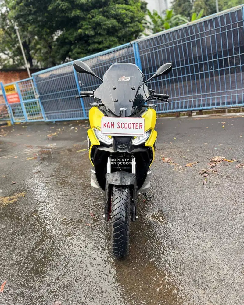 APRILIA SR GT 200 2023