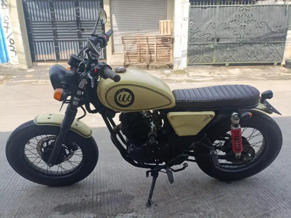Yamaha scorpio castum