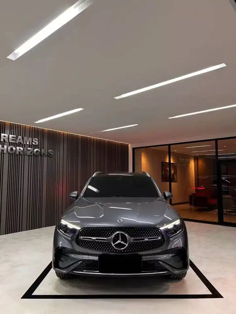 Mercedes Benz GLC300 AMG 2024 Grey on Black Abu-abu Mercy GLC 300 Abu