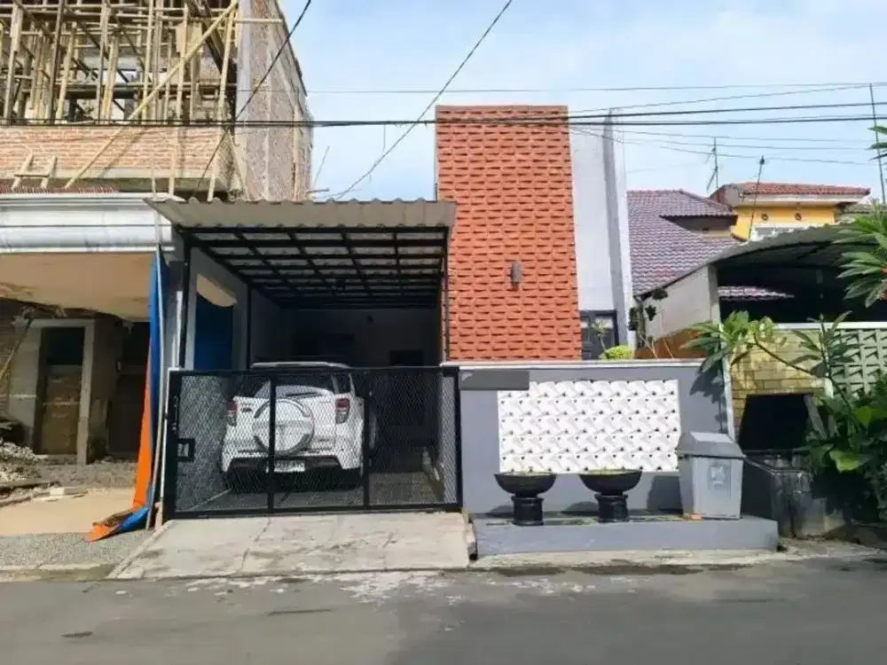 RUMAH MEWAH CANTIK BANGET FRESH Renov Baru 2021 di Villa Galaxy – Lokasi Elite!