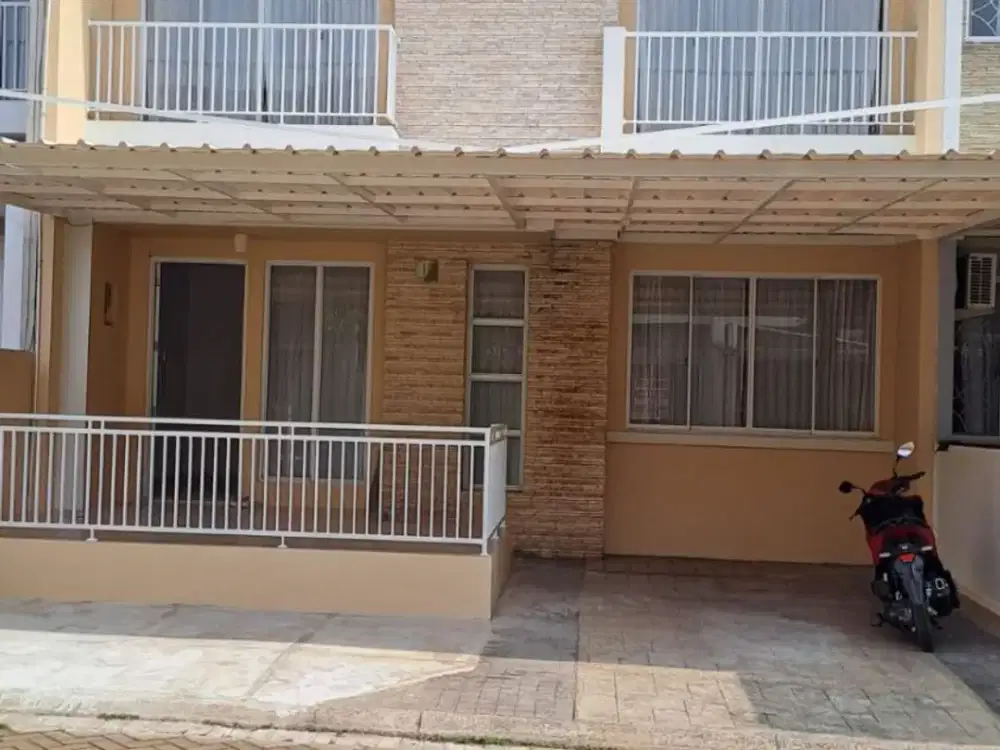 Dijual Cepat Rumah 2 Lantai Cluster Royal Wood, Cibubur Country 8X12 SHM