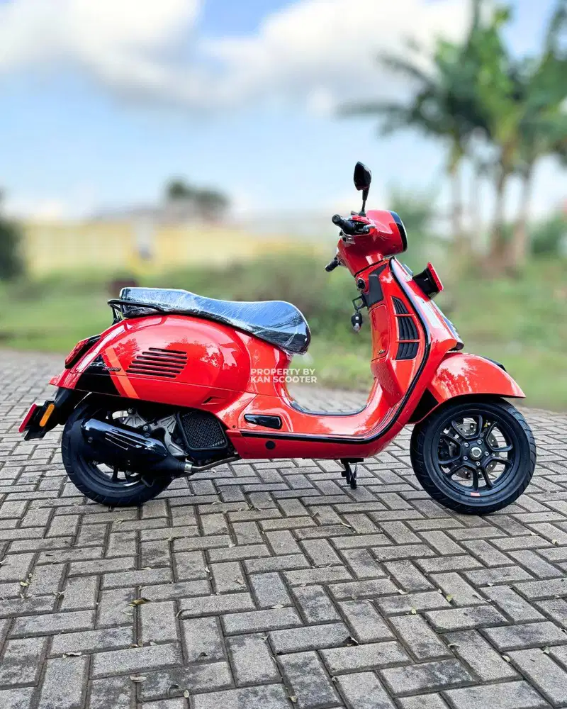 JUAL MURAH VESPA GTS S 150 iGET ABS 4V KEYLESS 2023 MULUS