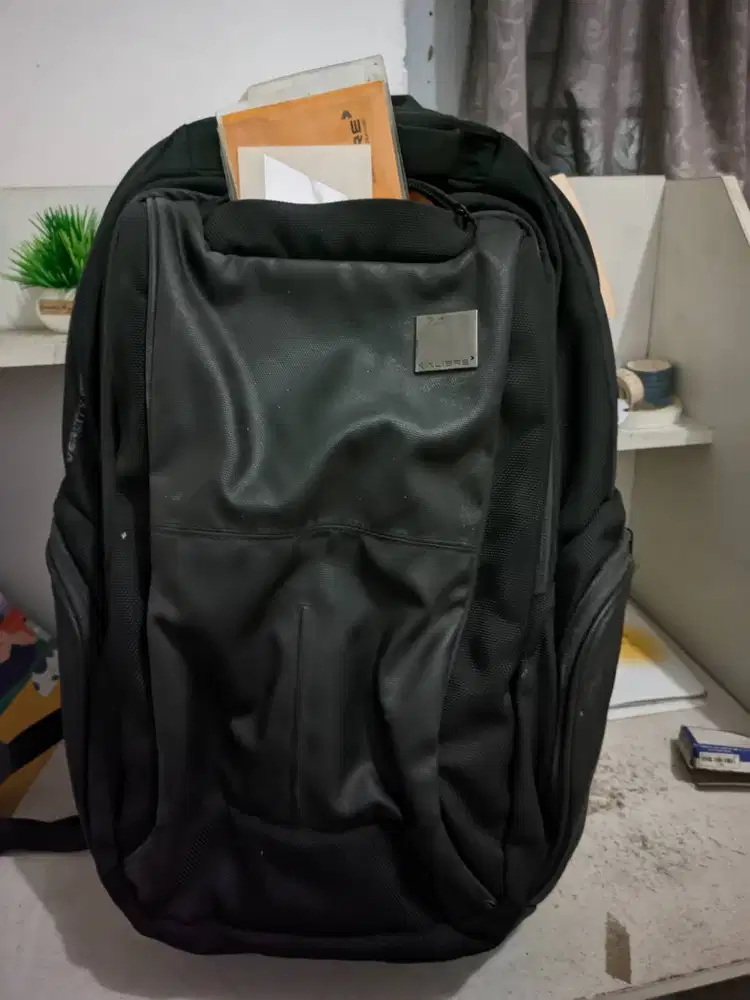 TAS Laptop KALIBRE Vercity 01 28L