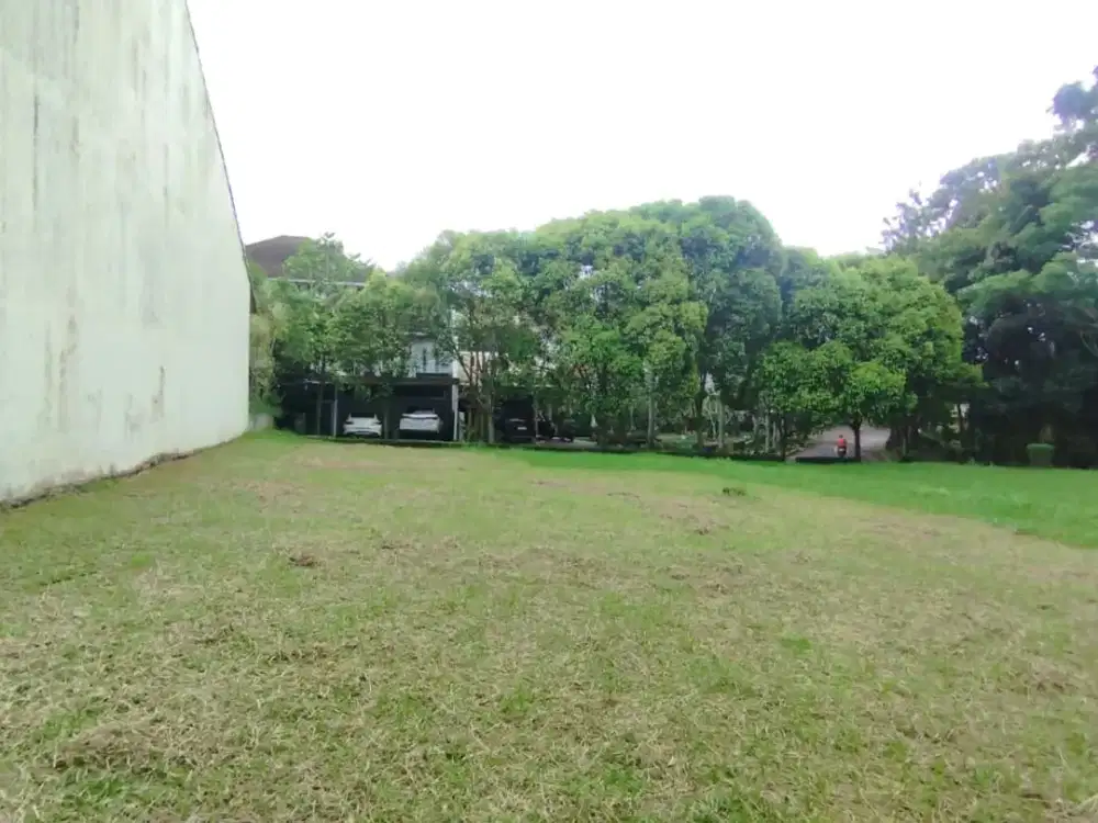 Dijual Tanah Komplek Parahyangan rumah villa PRV Gegerkalong  masuk kodya bandung