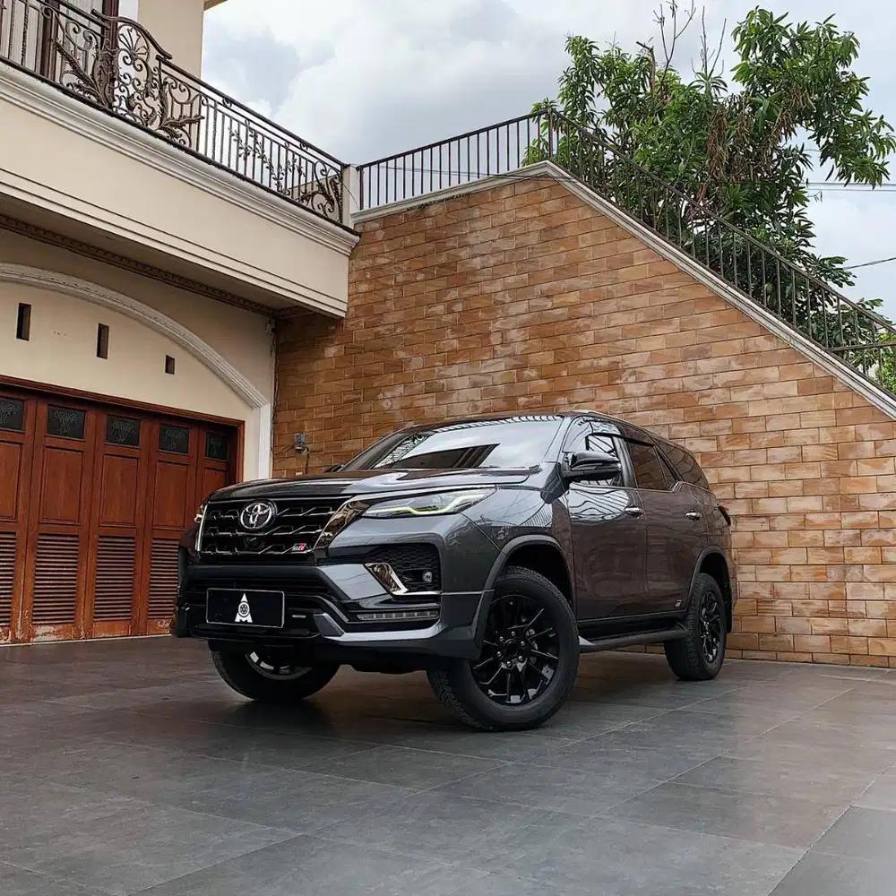 Toyota Fortuner Type 2.8 VRZ GR Sport A/T Facelift Tahun  2022