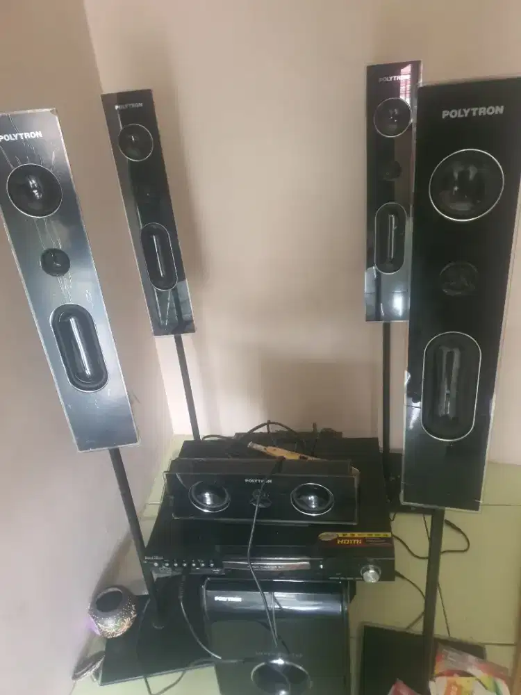 Di jual cepat home teater polytron