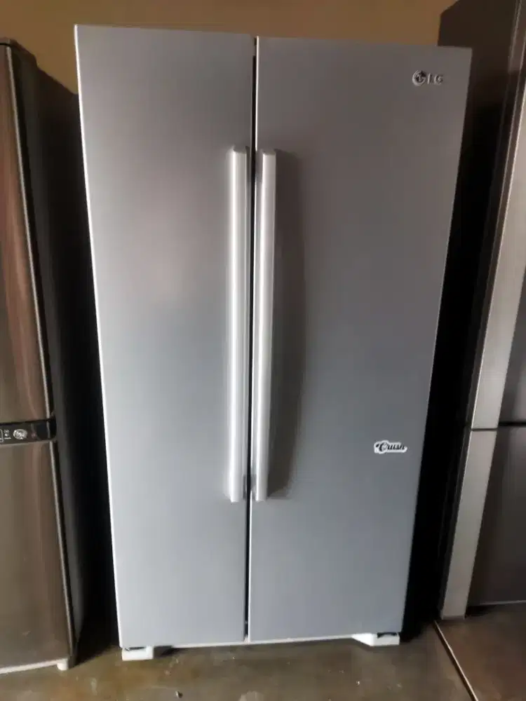 Kulkas LG SBS 600 Silver