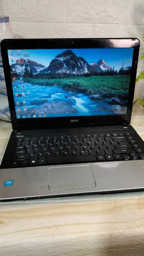 Leptop Acer windows7 ultimate