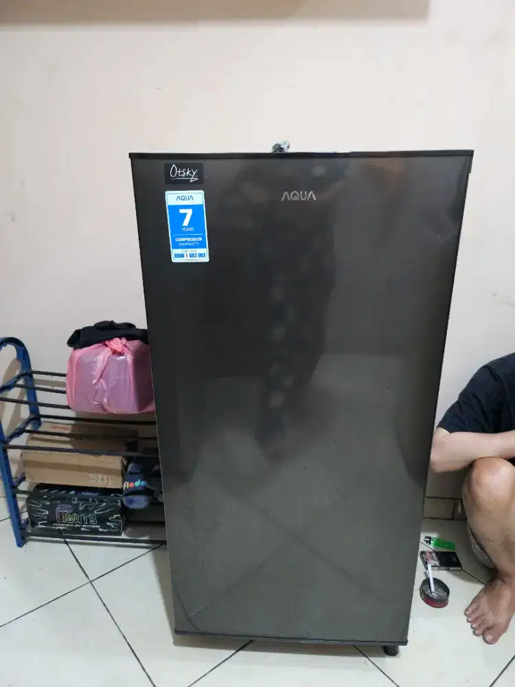 Kulkas 1 Pintu AQUA