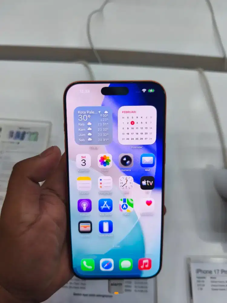 KREDIT HP IPHONE 17 PRO MAX SEGAMPANG ITU HANYA DI HOME KREDIT BUNGA0%