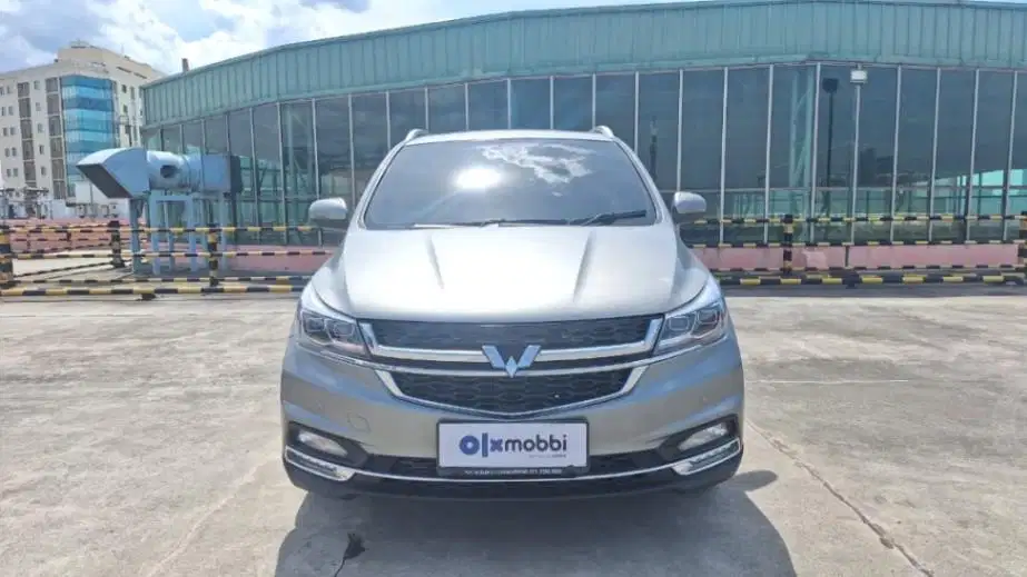 Wuling Cortez 1.5 EX Luxury Plus Bensin-AT 2022