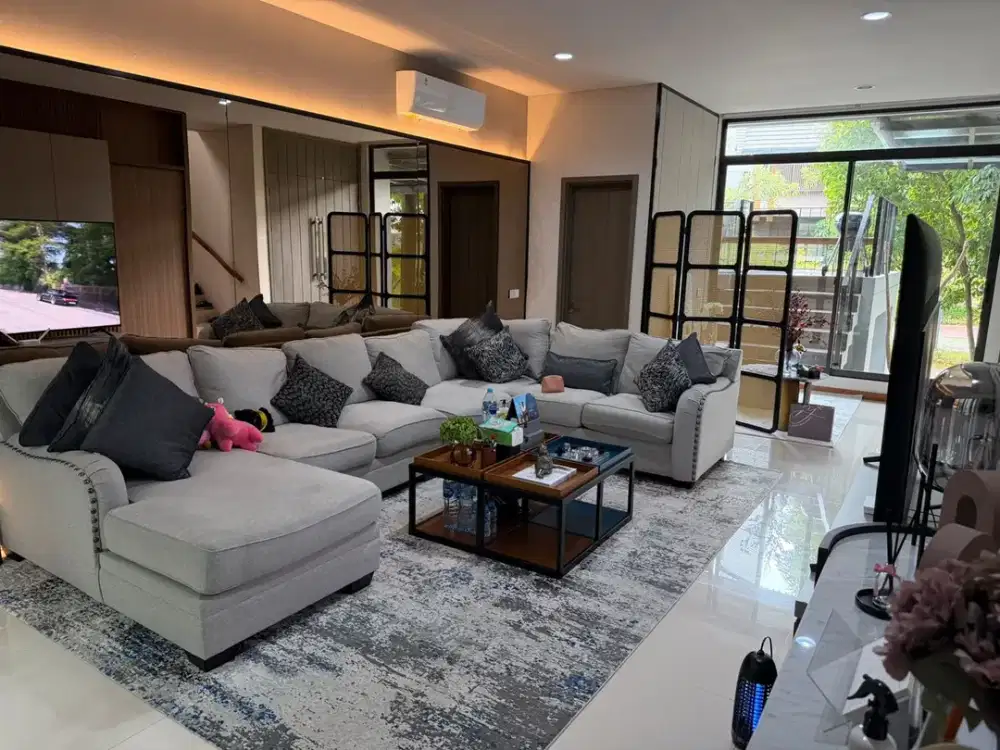 JUAL RUMAH HOEK BSD SAMPING CLUB HOUSE