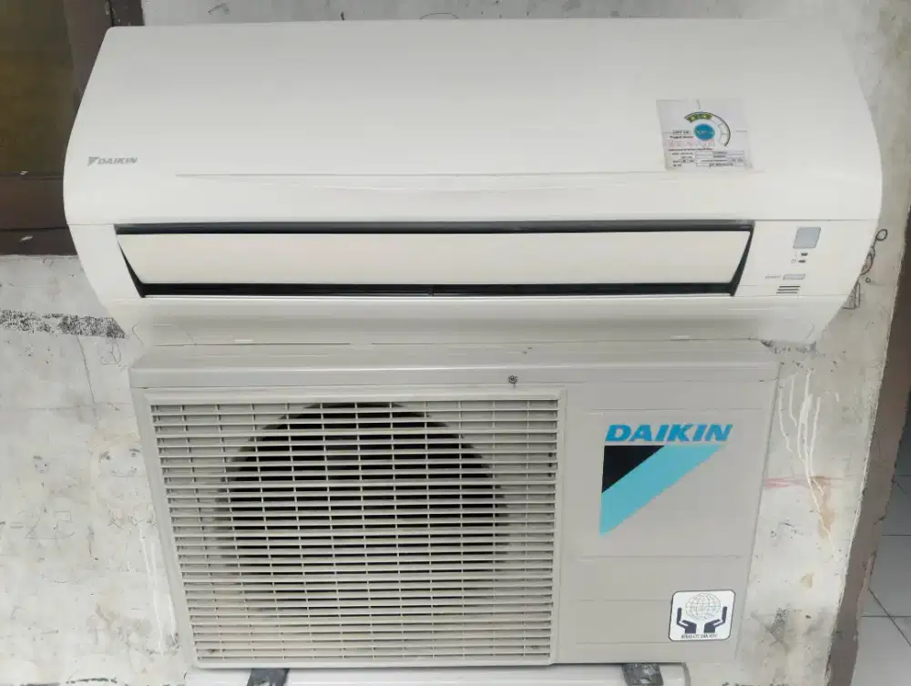 AC Daikin Thailand 1/2pk,3/4pk,1pk dijamin masih dingin