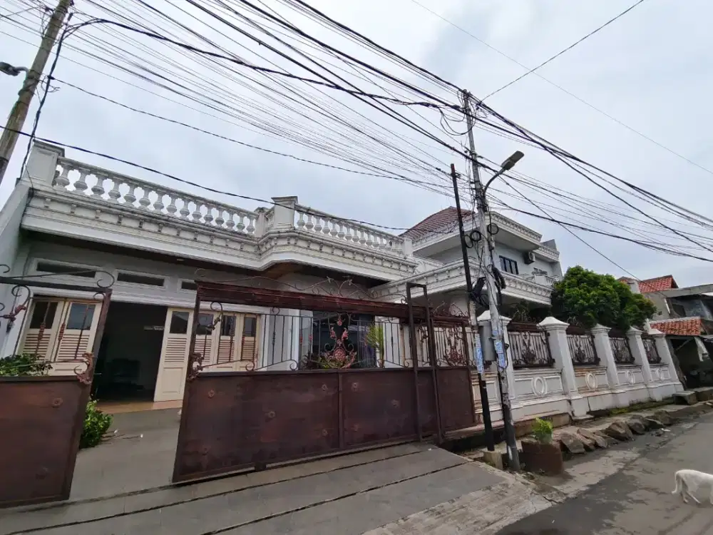 Disewakan Rumah dengan Isi nya