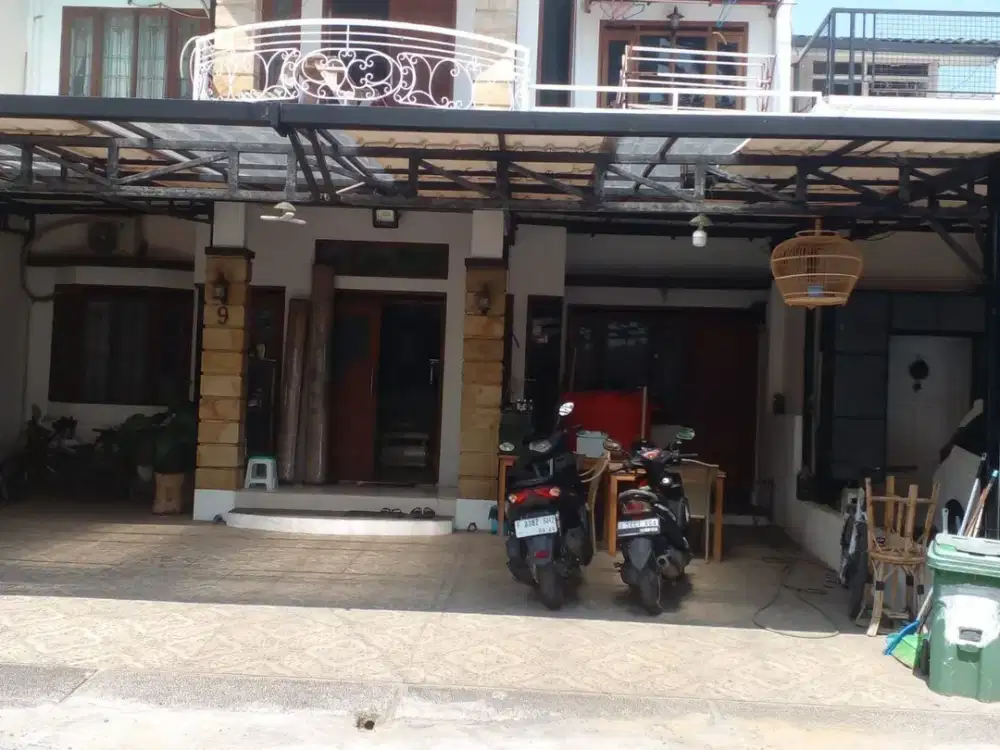 Dijual Rumah Bagus mewah Kompleks Palem Permai Full Furnish All In Lantai Parquet