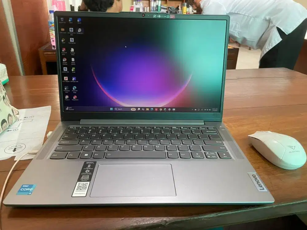 Lenovo IdeaPad Slim 3 14IRU8 6FID – Arctic Grey