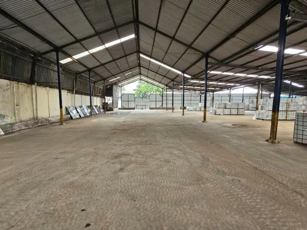 Gudang jalan raya narogong siap pakai