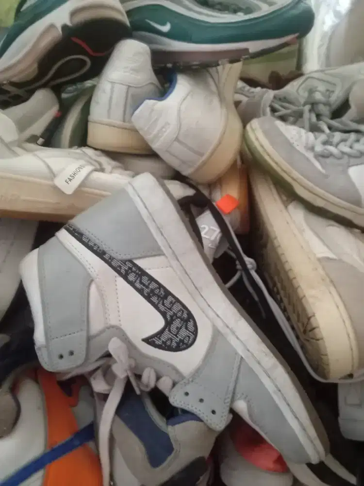 JUAL SEPATU SECOND IMPORT