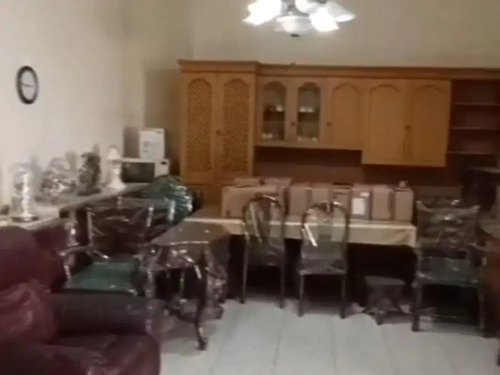 Dijual Rumah Manyar Kartika