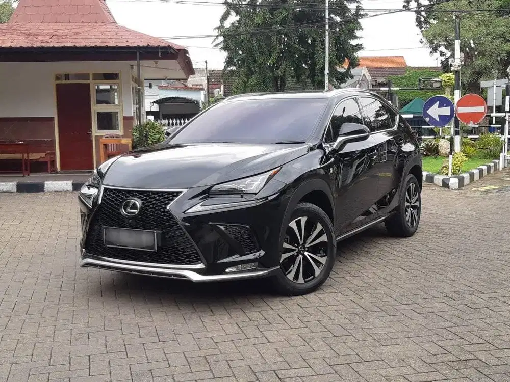 LEXUS NX300 FSport NIK 2017