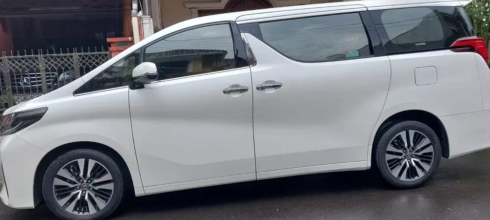 Toyota Alphard 2021 Bensin