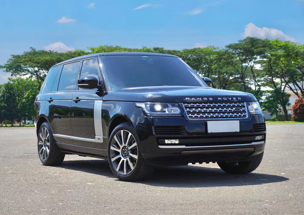 Land Rover
Range Rover Vogue LWB
Autobiography 2017/2018