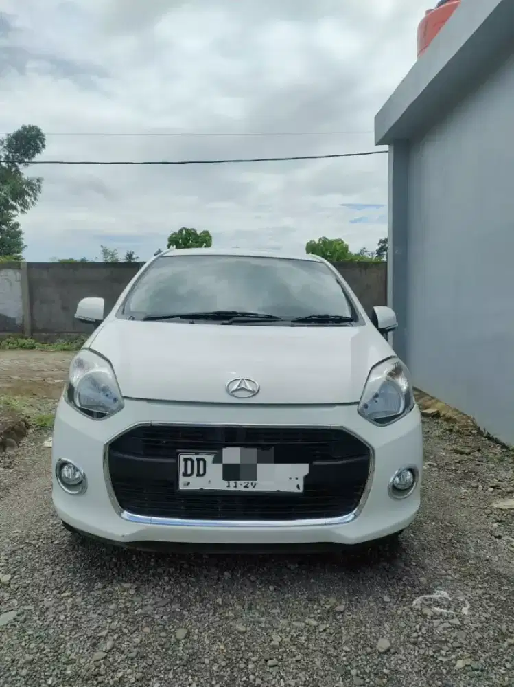 Di jual Daihatsu Ayla manual Tipe x elegant thn 2014