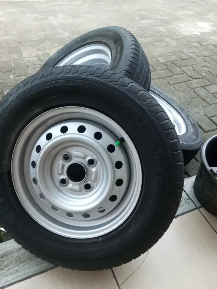 Velg kaleng R13 PCD 100