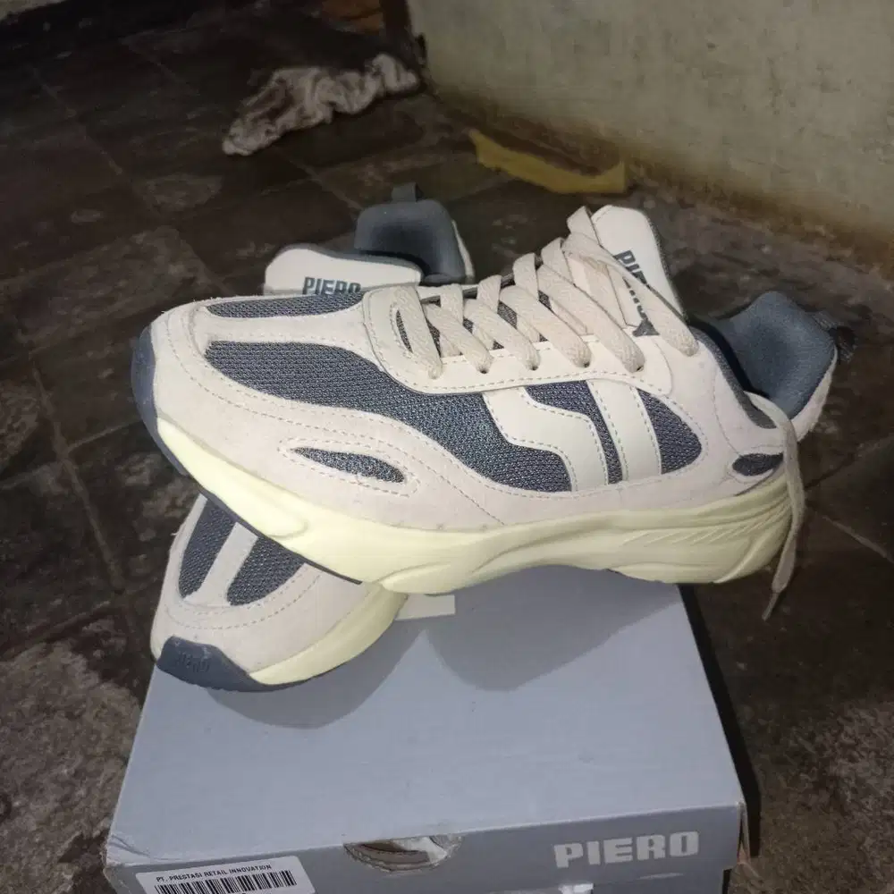 Sepatu Piero v54 infflux size 40