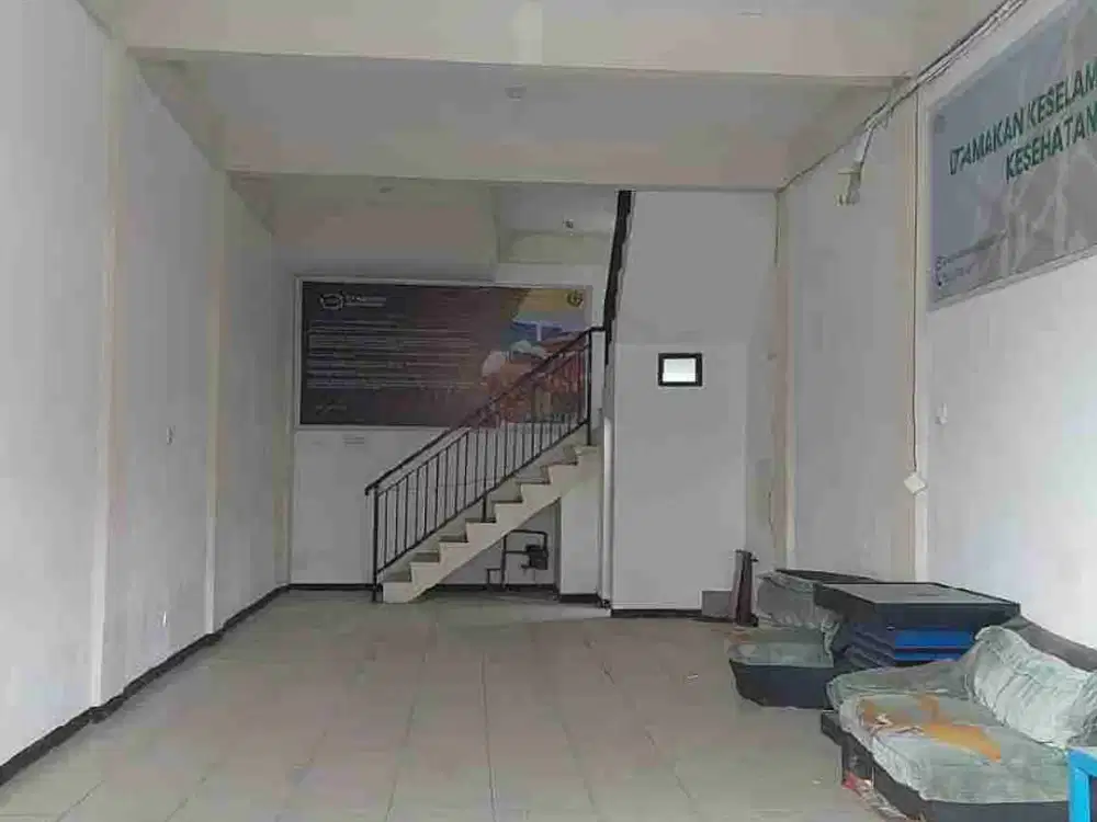 SEWA MURAH RUKO LOKASI RAMAI STRATEGIS HDP JLN KUTISARI UTARA CEK DISKRIPSI