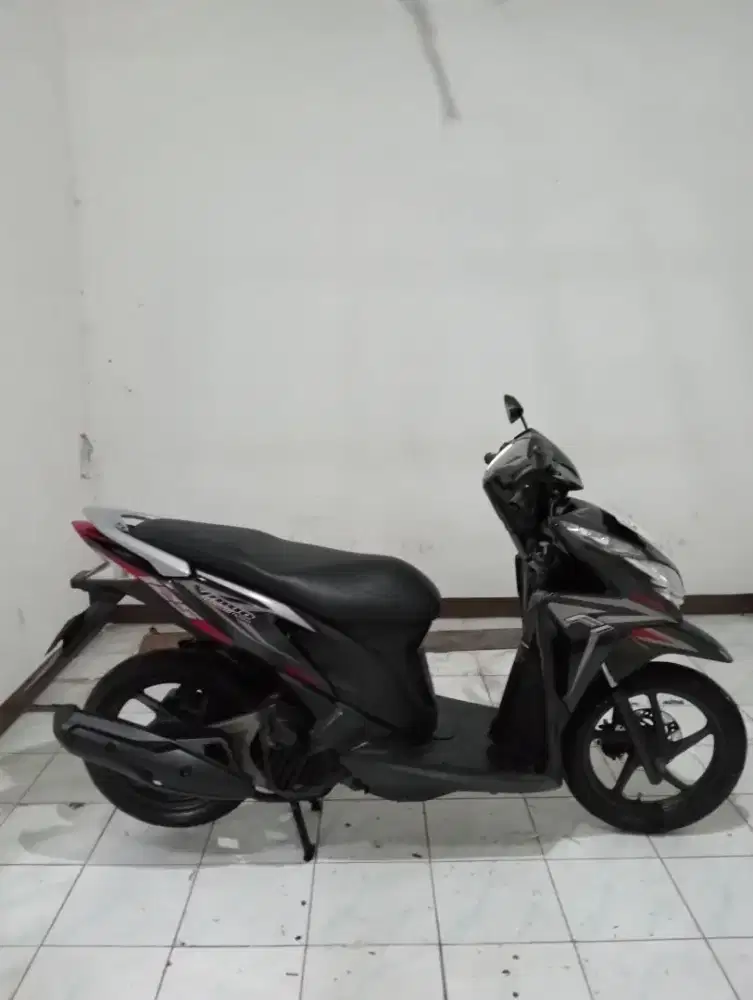 JUAL CEPAT HONDA Vario 125 FI Tahun 2013, Super Mulusss.. FULL ORI..