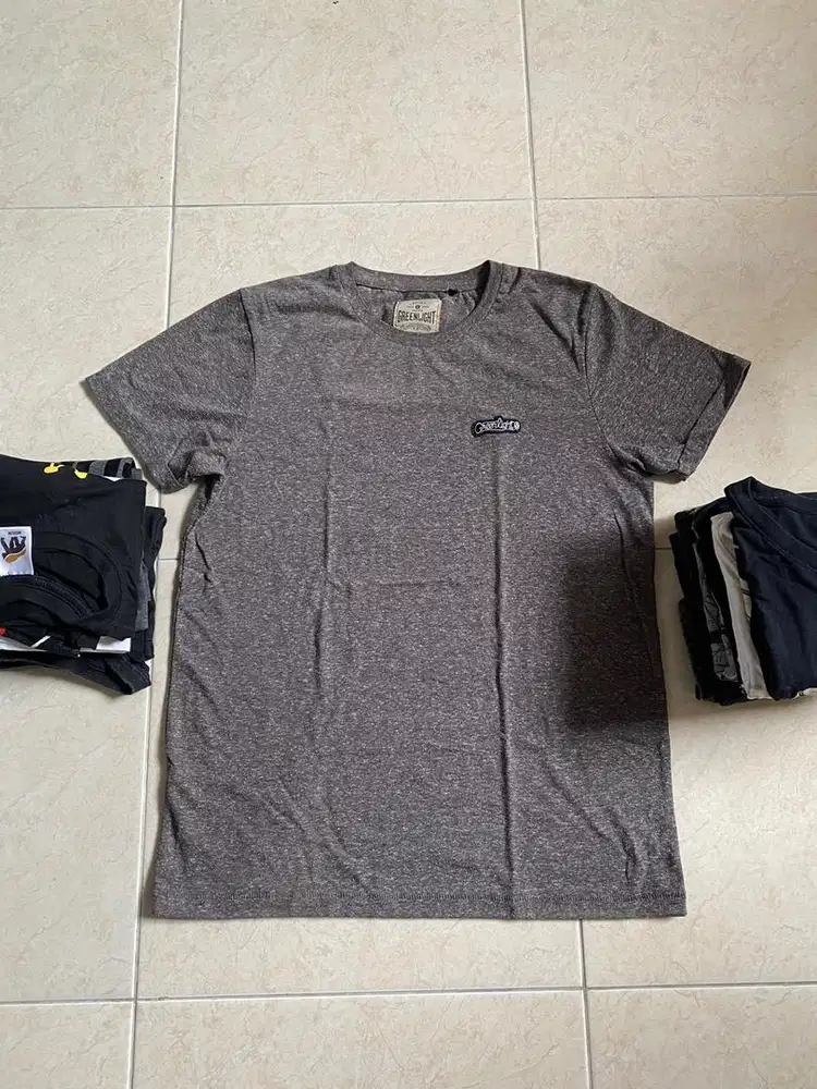 Kaos Greenlight Original Branded Preloved Second Bekas