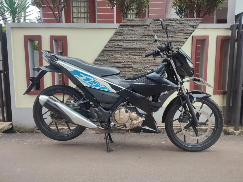 SUZUKI SATRIA FU 150 2016 MOTOR CAKEP