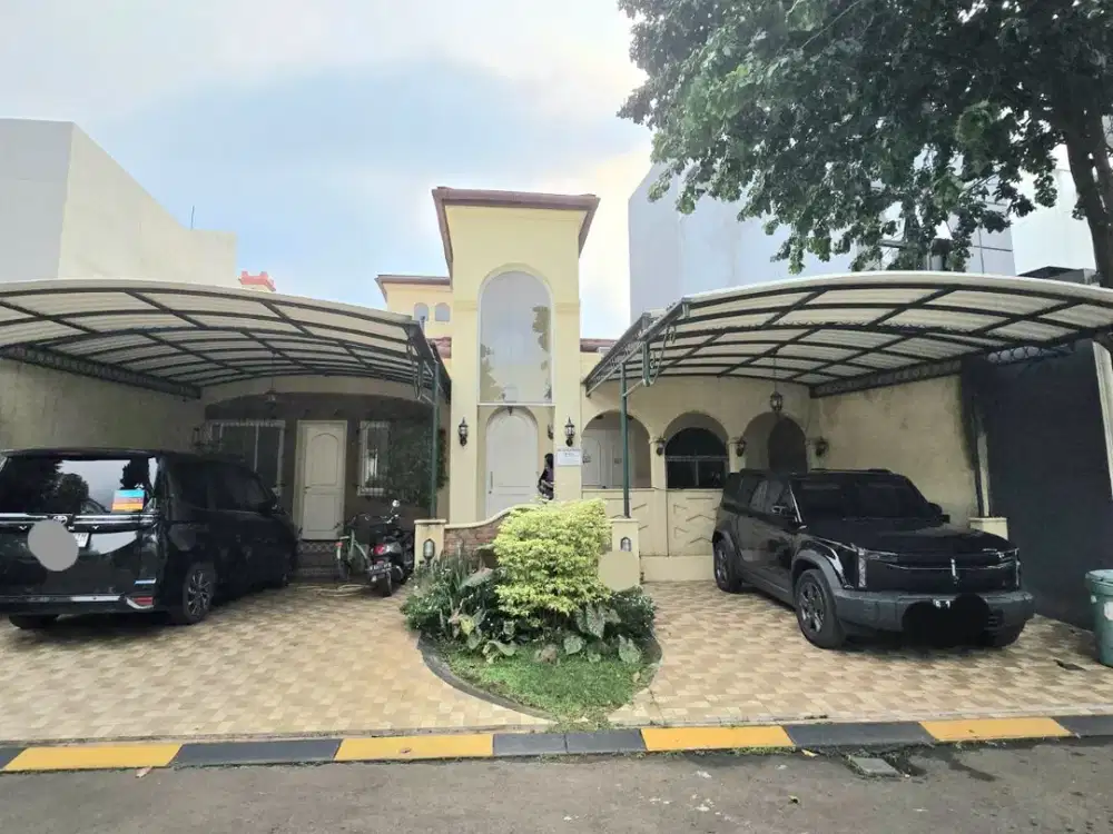 Rumah Semi Furnished Dengan Kolam Renang di Sektor 9 Bintaro