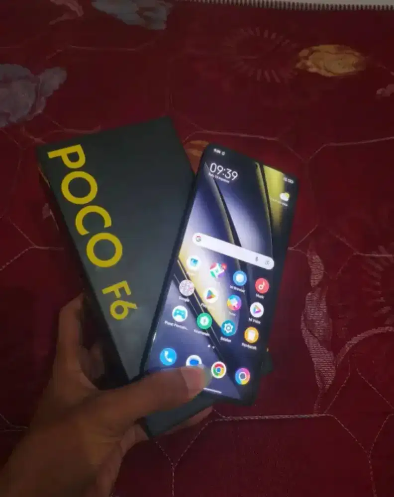 POCO F6 12/512Gb