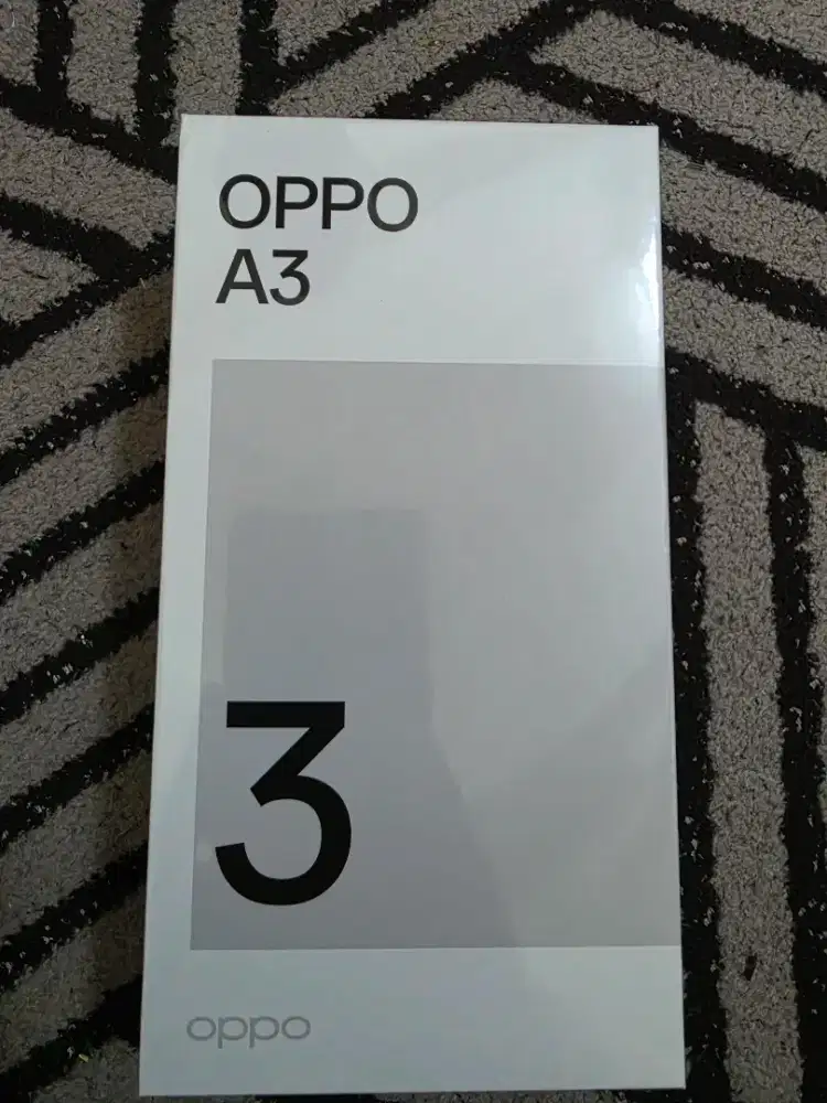 Oppo A3 RAM 8/128 GB warna Black