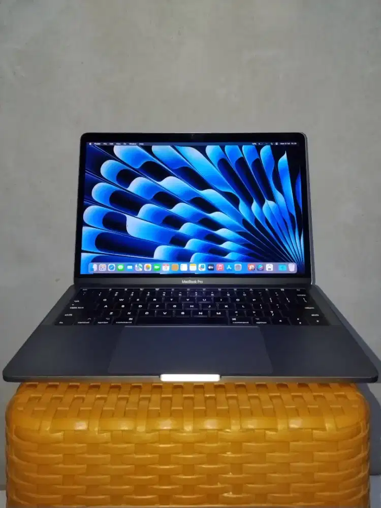 MacBook Pro 2017 8/512 Space Grey