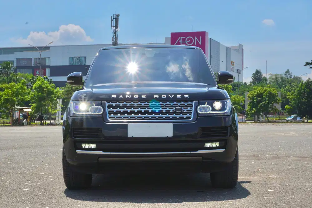 Land Rover
Range Rover Vogue LWB
Autobiography 2017/2018