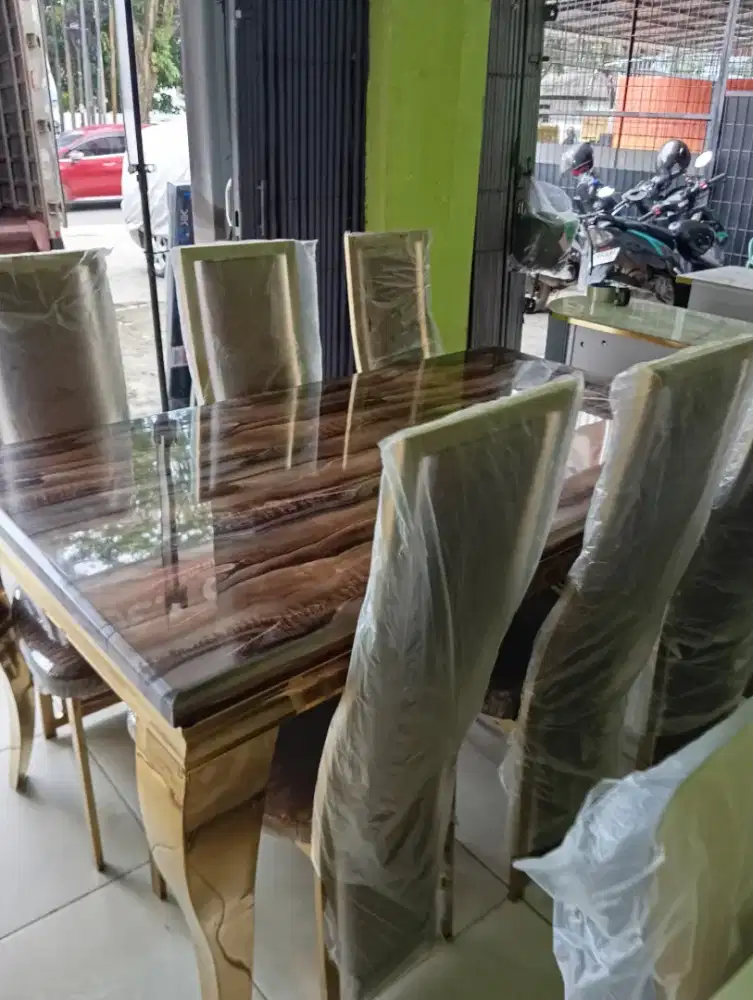 CREDIT FURNITURE BERKUALITAS DENGAN HOME KREDIT PROMO BUNGA 0%