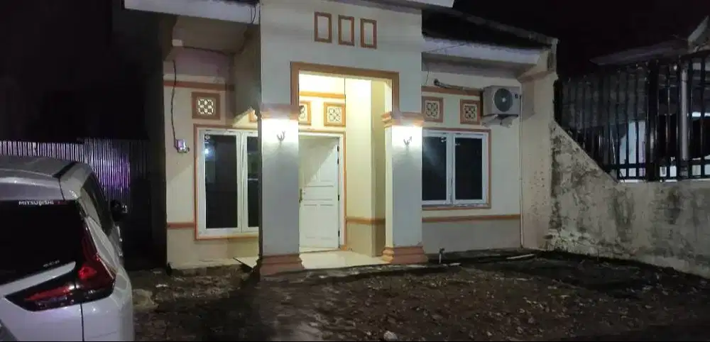 Rumah siap huni, cocok untuk hunian pribadi maupun sewa, JUAL CEPAT