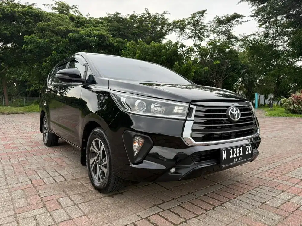 TOYOTA INNOVA REBORN 2.4 V DIESEL MATIC 2022