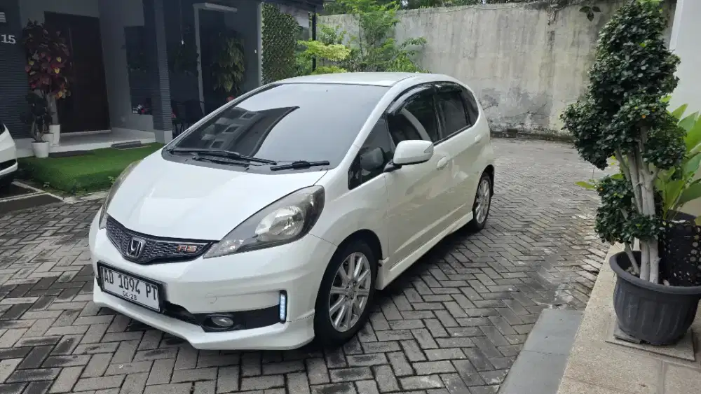 Honda Jazz RS 2013 Matic