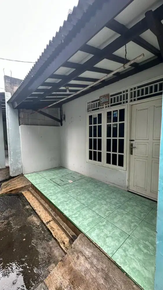 Rumah kontrkan tahunan