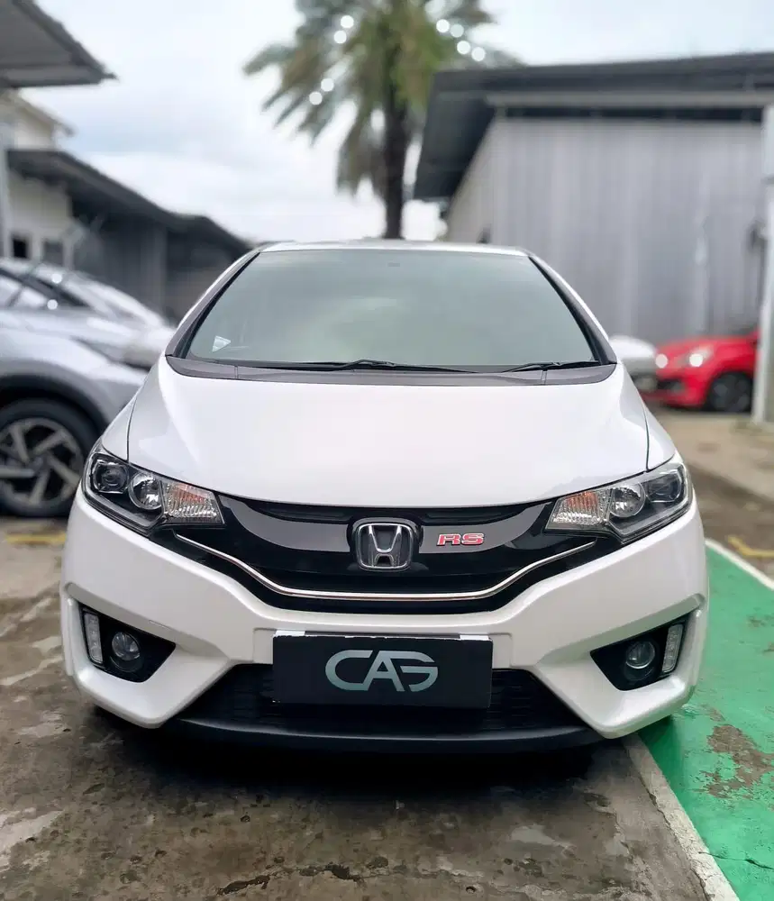 JAZZ RS AT 2016/JAZZ RS MATIC AUTOMATIC PUTIH 2016