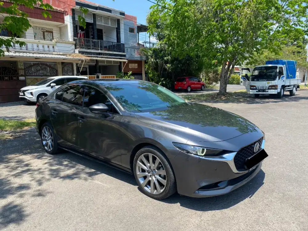 Mazda 3 sedan 2023 matic km 6ribu