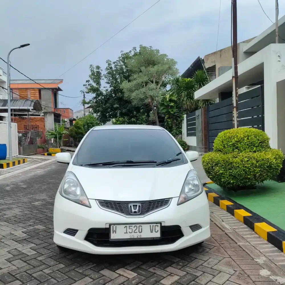 HONDA JAZZ RS 1.5cc Metic TH 2010