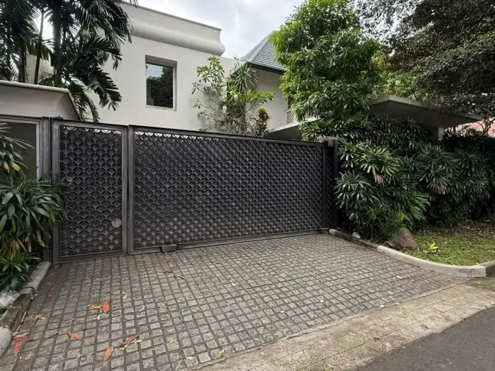 Luxury Modern House Brawijaya – Kebayoran Baru | Hoek, Private & Prestigious