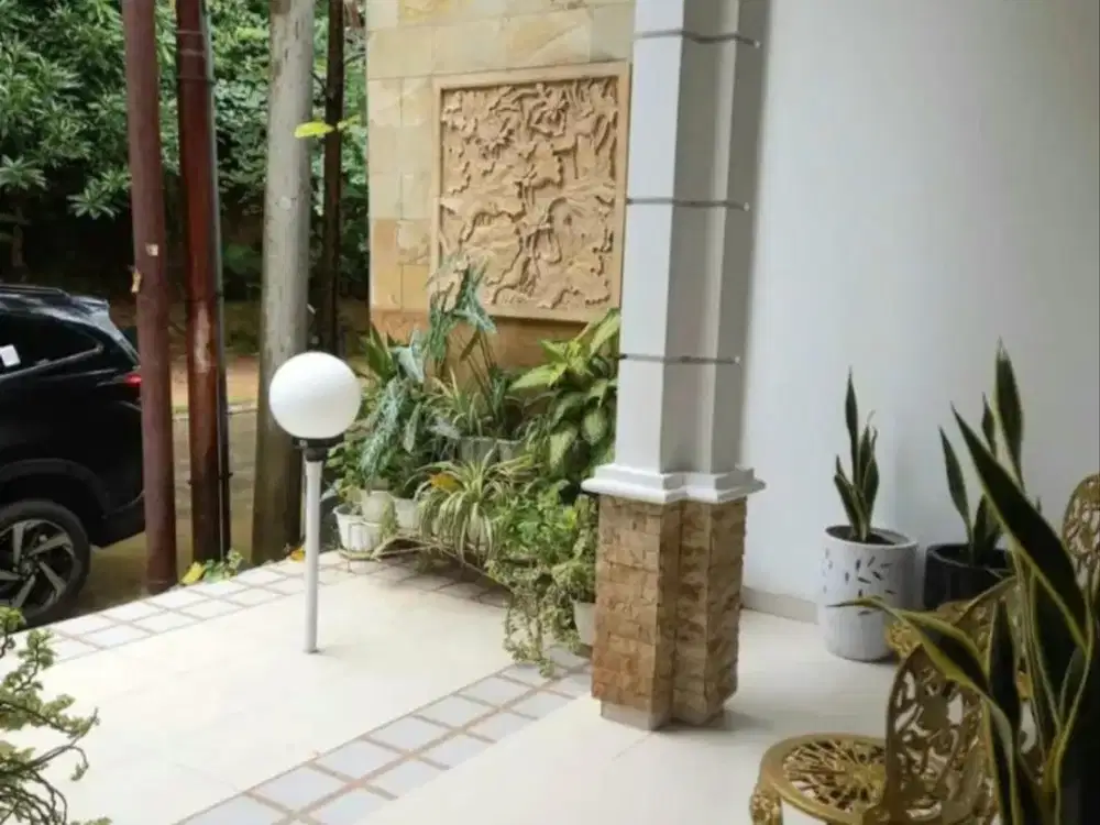 Jual Rumah Mewah 1,5 Lantai di Perumahan Mutiara Sukmajaya Depok