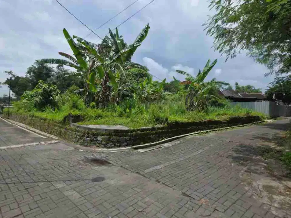 Tanah Bagus Pojokan SHM Siap Bangun dapat 2 Akses. Jalan